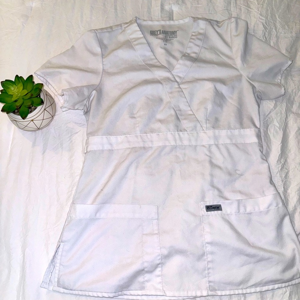 Grey’s Anatomy Scrub Shirt Xs White -used